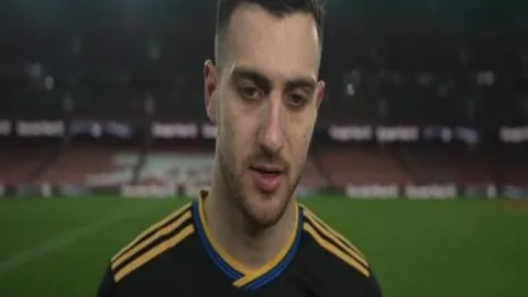 文松妙语连珠笑翻全场，春晚小品黯然失色。